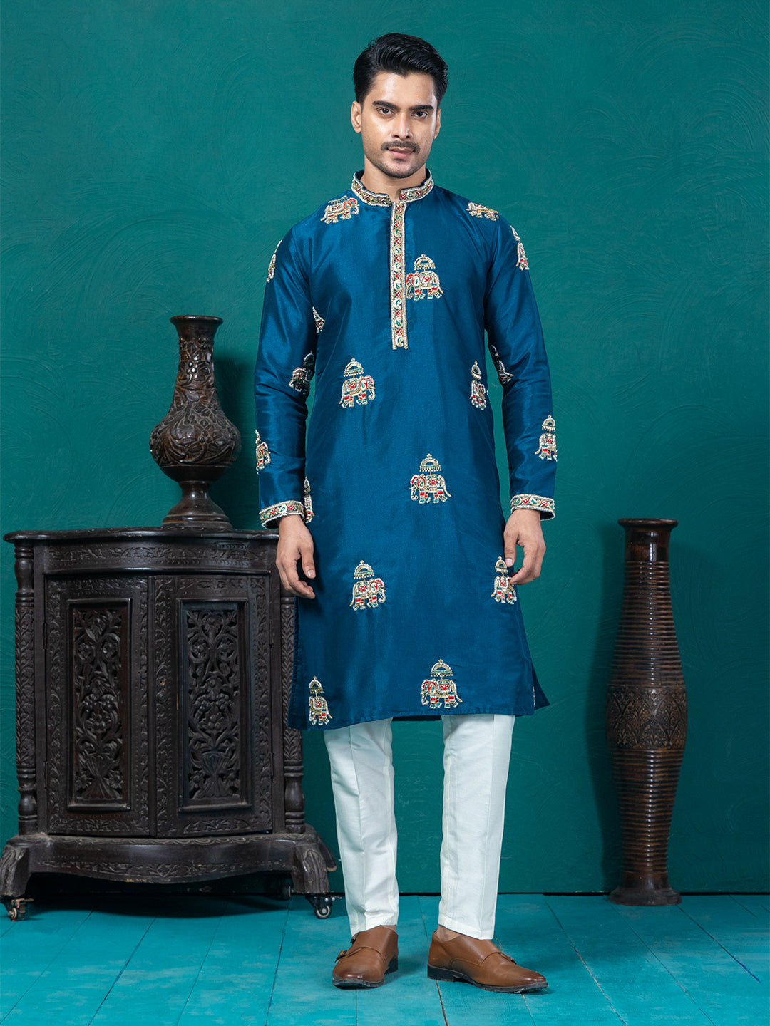 Teal Blue Embellished Ethnic Motif Kurta